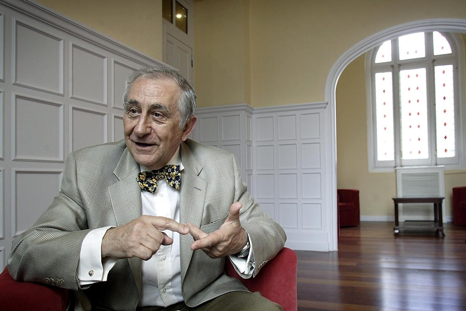 Inocencio Arias nació en Albox, pero toda su infancia tiene lugar en Vélez Blanco.