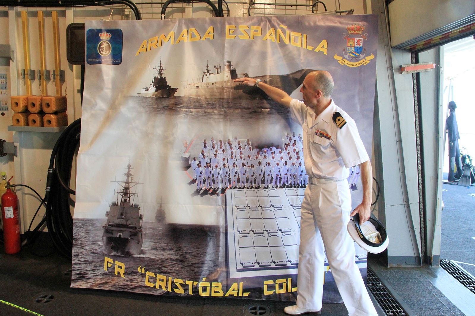 Imágenes de la Fragata Cristóbal Colón F-105