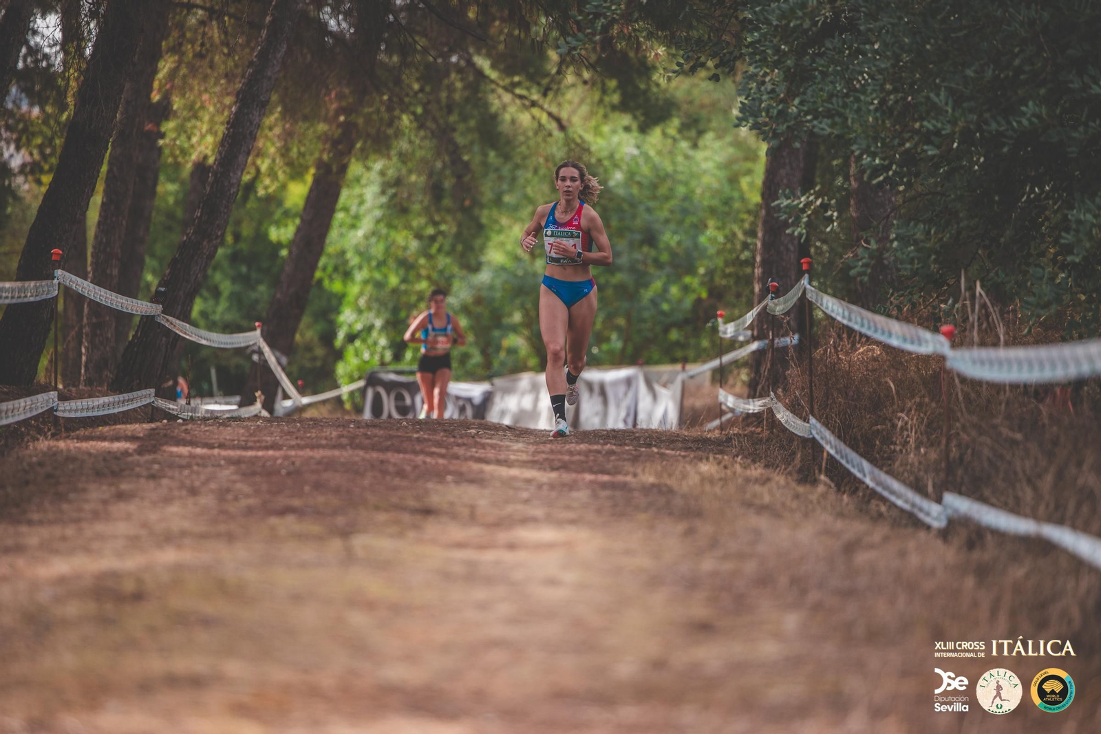 Búscate en las fotos del Cross de Itálica 2025 | 4