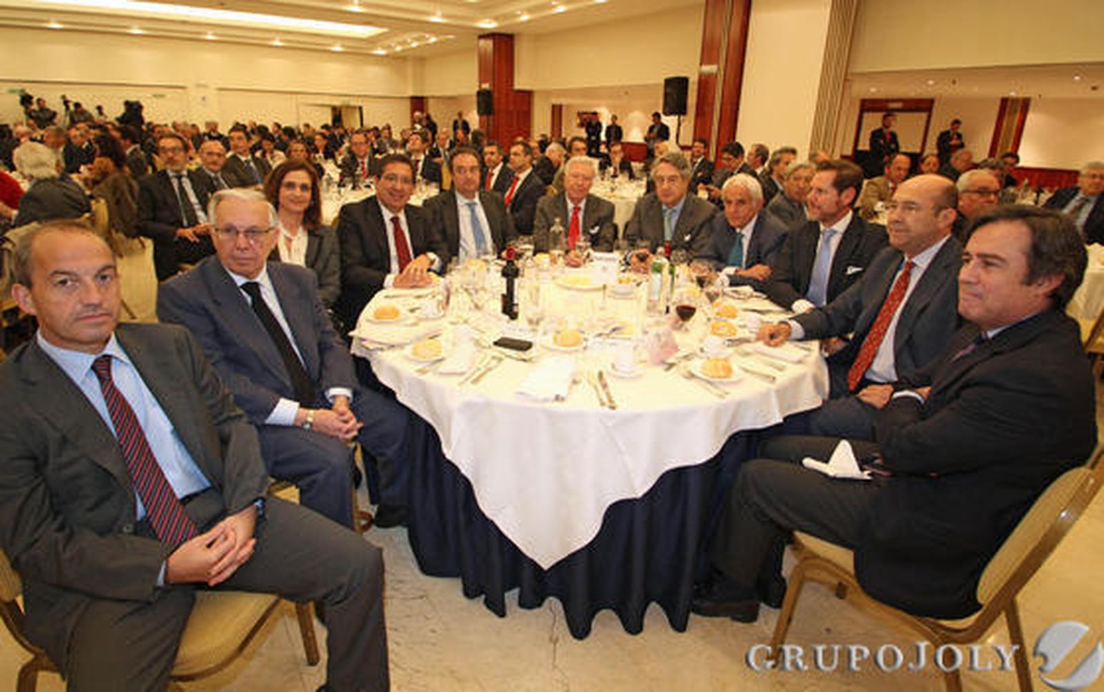 Javier Segovia, José Luis Ballester, Rosa Joly, Antonio Pulido, Tomás Valiente, José Luis García Palacios, Javier Targheta, Antonio Pascual, Daniel González-Aller, Francisco Ferraro y Ricardo Pumar.

Foto: Juan Carlos Vázquez / Belén Vargas/ Manuel Gómez