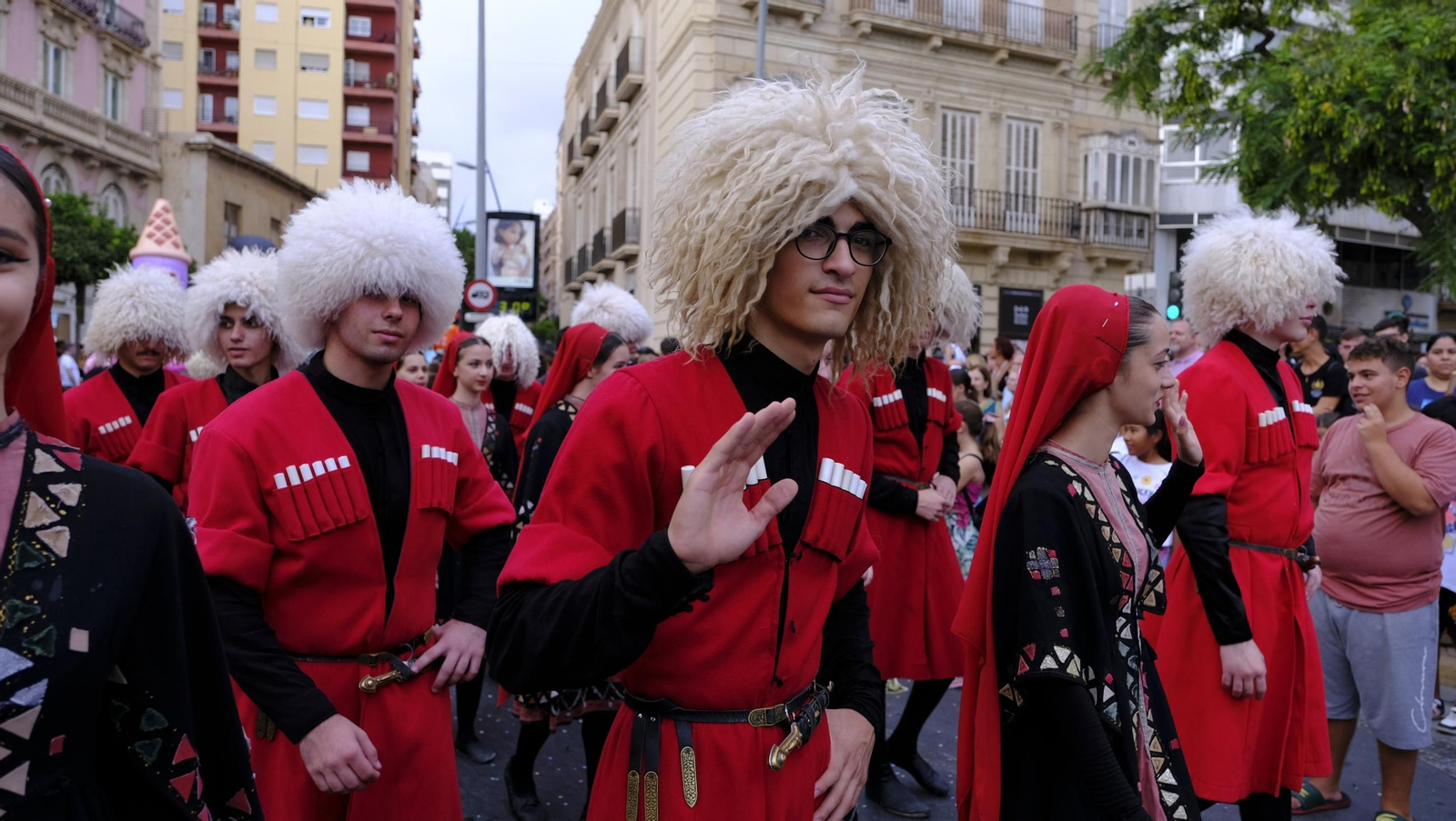 Las mejores imágenes de la Batalla de Flores de Almería