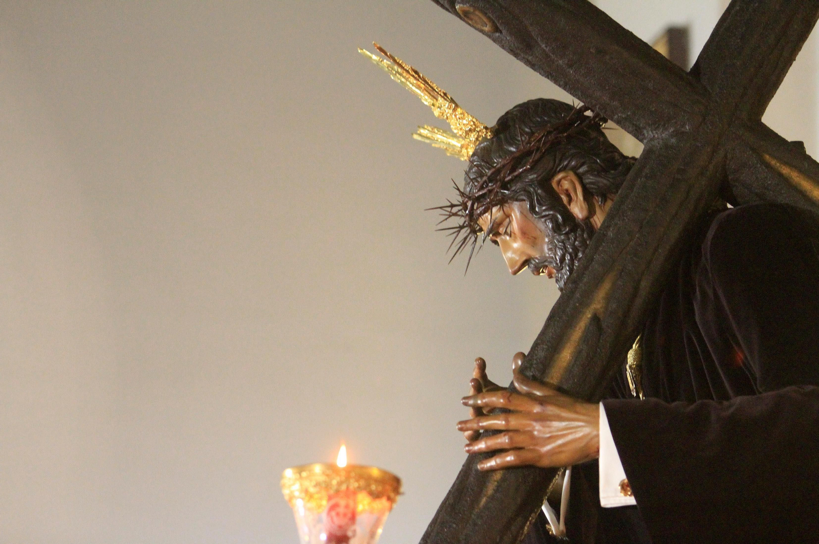 Imágenes del Vía Crucis Oficial de la Semana Santa presidido por el Señor de Pasión