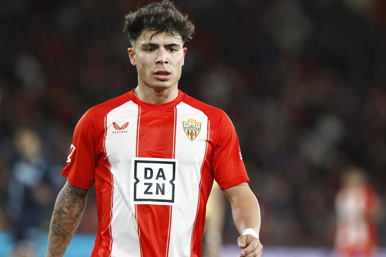 La U.D. Almería empata a uno contra el Cádiz y es campeón de invierno, en imágenes