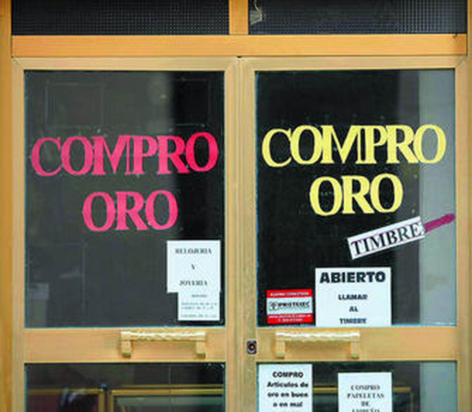 La compra de oro ha vuelto a convertirse actualmente en una práctica cotidiana.