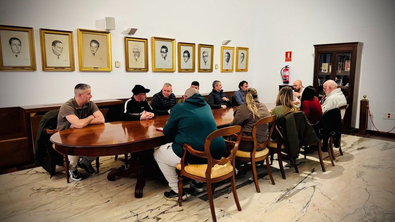 Una imagen del enccuentro mantenido en el Ayuntamiento.