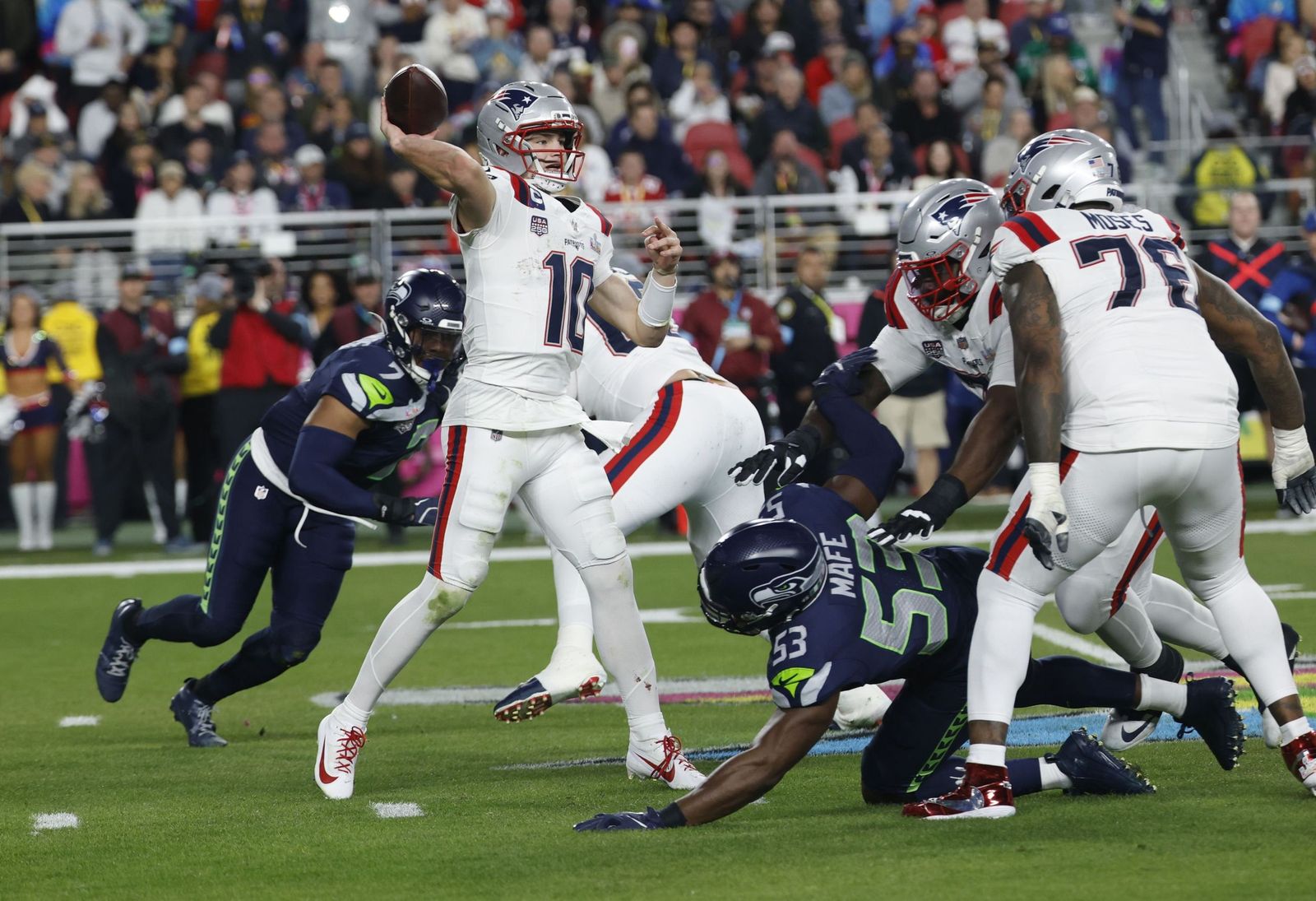 Las mejores fotos de la Super Bowl con la actuación de Bad Bunny