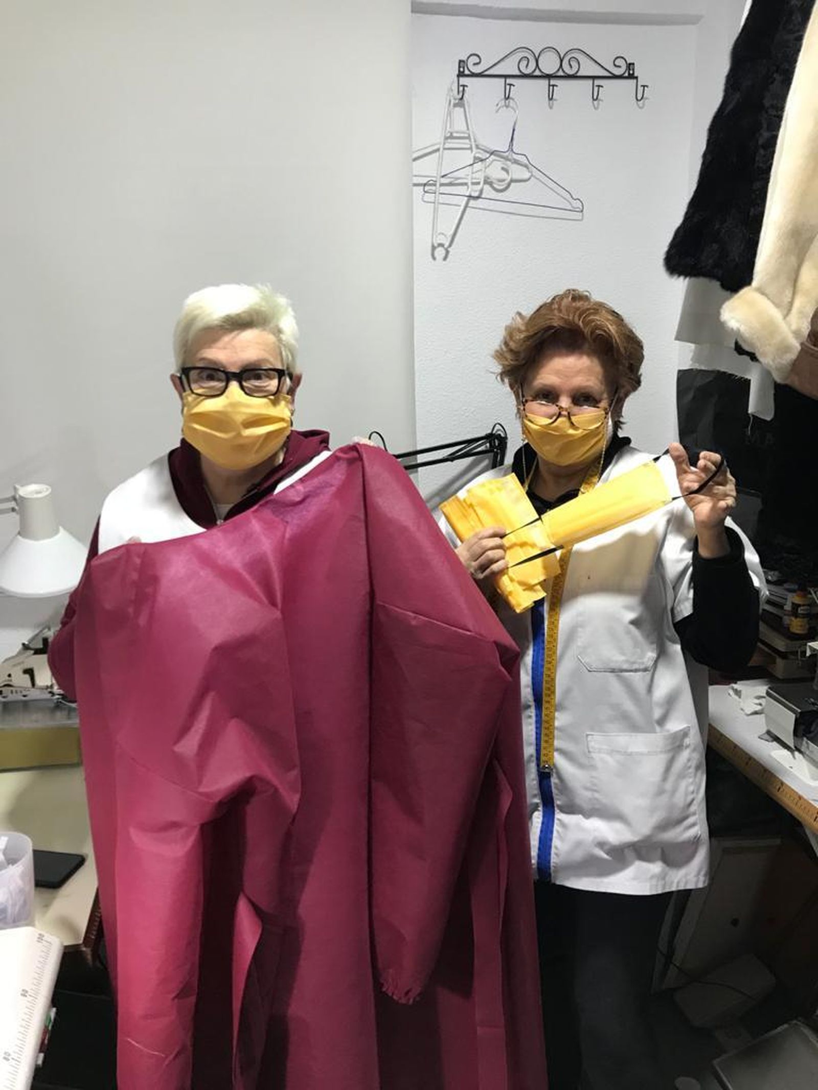 Las cofradías de Granada destinan 25.000 euros y 12.000 elementos de protección a la lucha contra el coronavirus