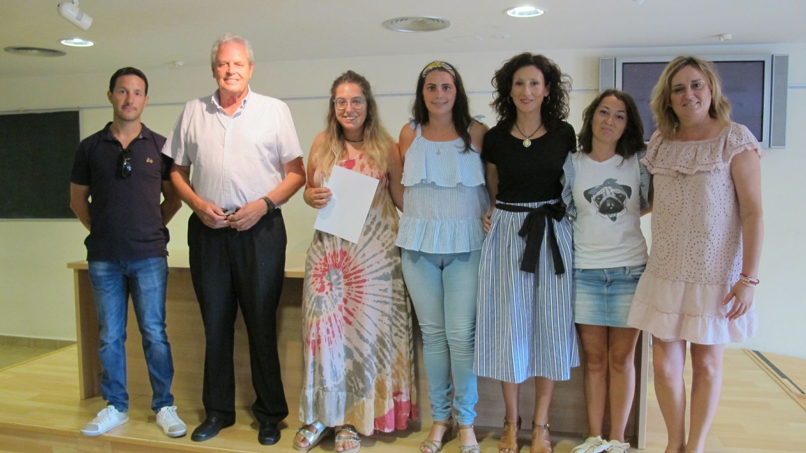 Alcalde, Concejal, Coordinadora de la Ludoteca y ponentes del curso