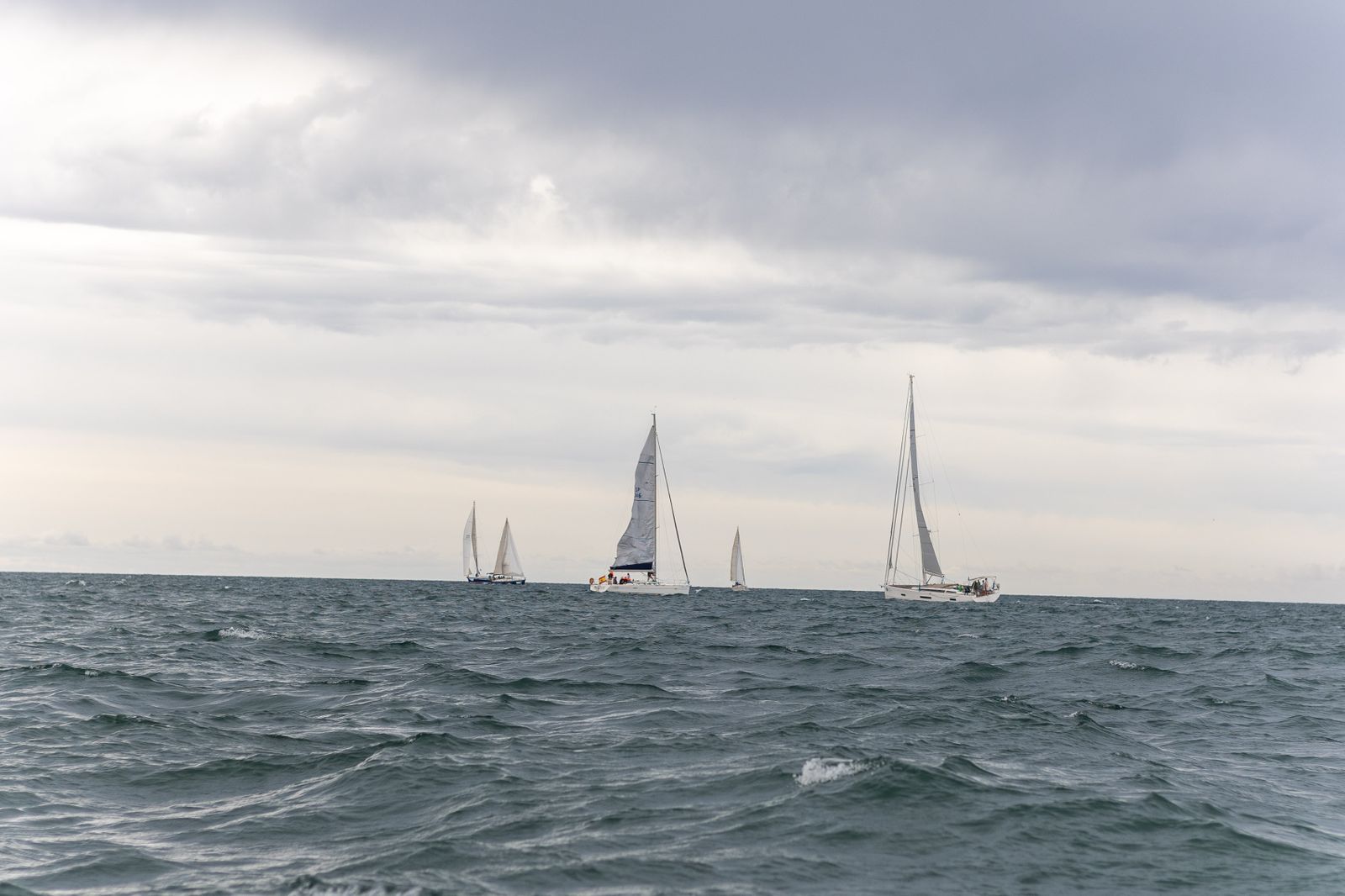 Imágenes de la partida de la Regata Oceánica Huelva-La Gomera