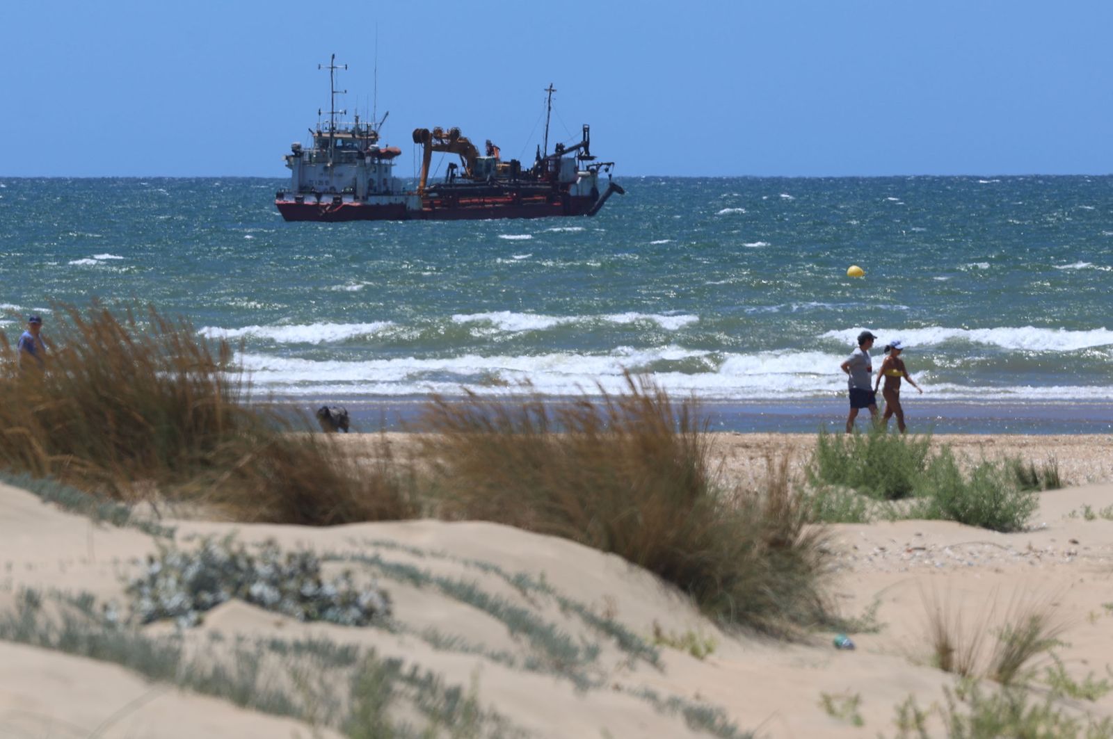 Imágenes veraniegas en Punta Umbría y en las playas de El Portil y La Bota