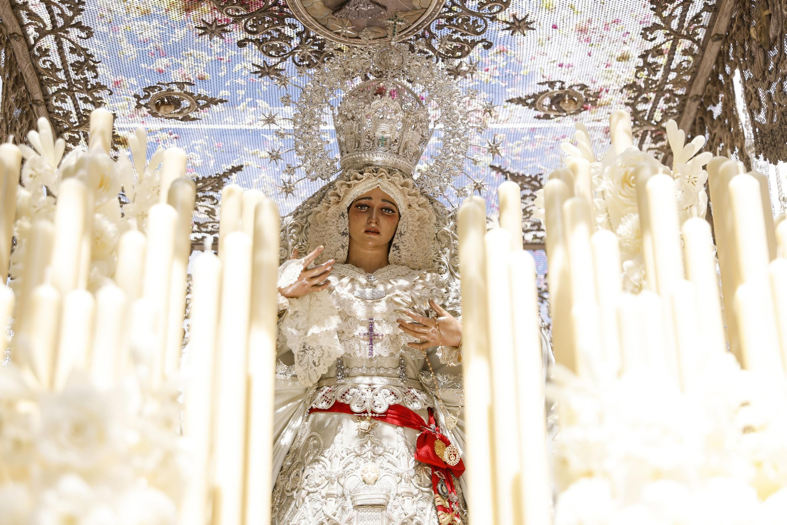 Las imágenes de la Hermandad de la Paz en la Semana Santa de Sevilla de 2025