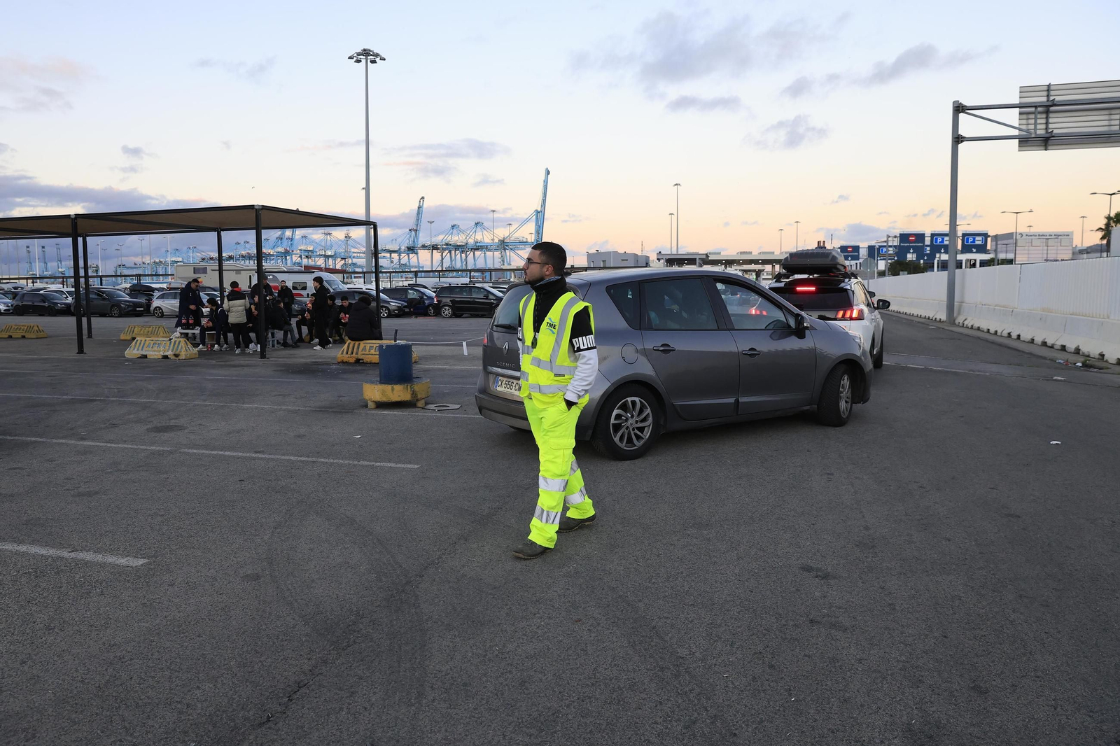 Fotos de la mini OPE de Navidad en Algeciras