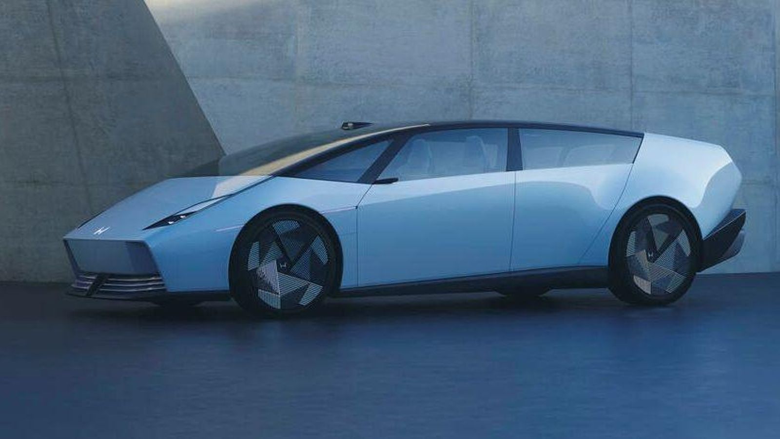El Serie 0 Saloon empleará una plataforma inédita y usará recursos innovadores como una conducción autónoma para la que se aplica una tecnología de IA original que combina el aprendizaje no supervisado. El Serie 0 Saloon empleará una plataforma inédita y usará recursos innovadores como una conducción autónoma para la que se aplica una tecnología de IA original que combina el aprendizaje no supervisado.