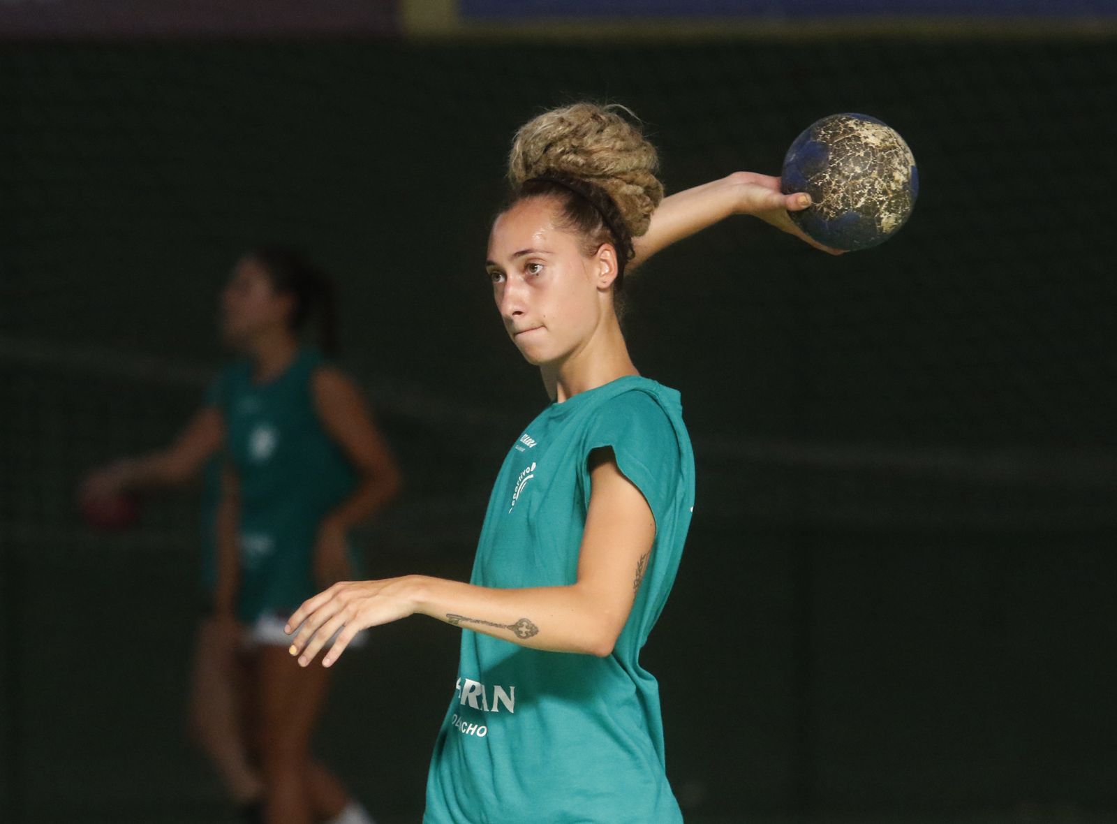 Las fotos del primer entrenamiento del Adesal camino de la Liga Guerreras Iberdrola