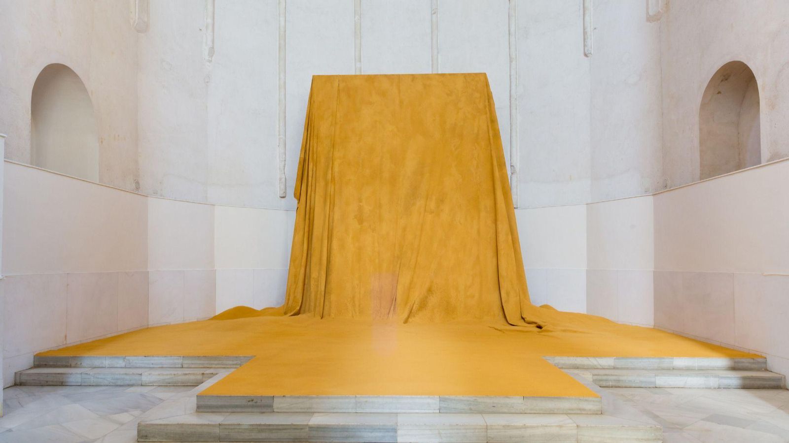 Una de las obras de Delcy Morelos.