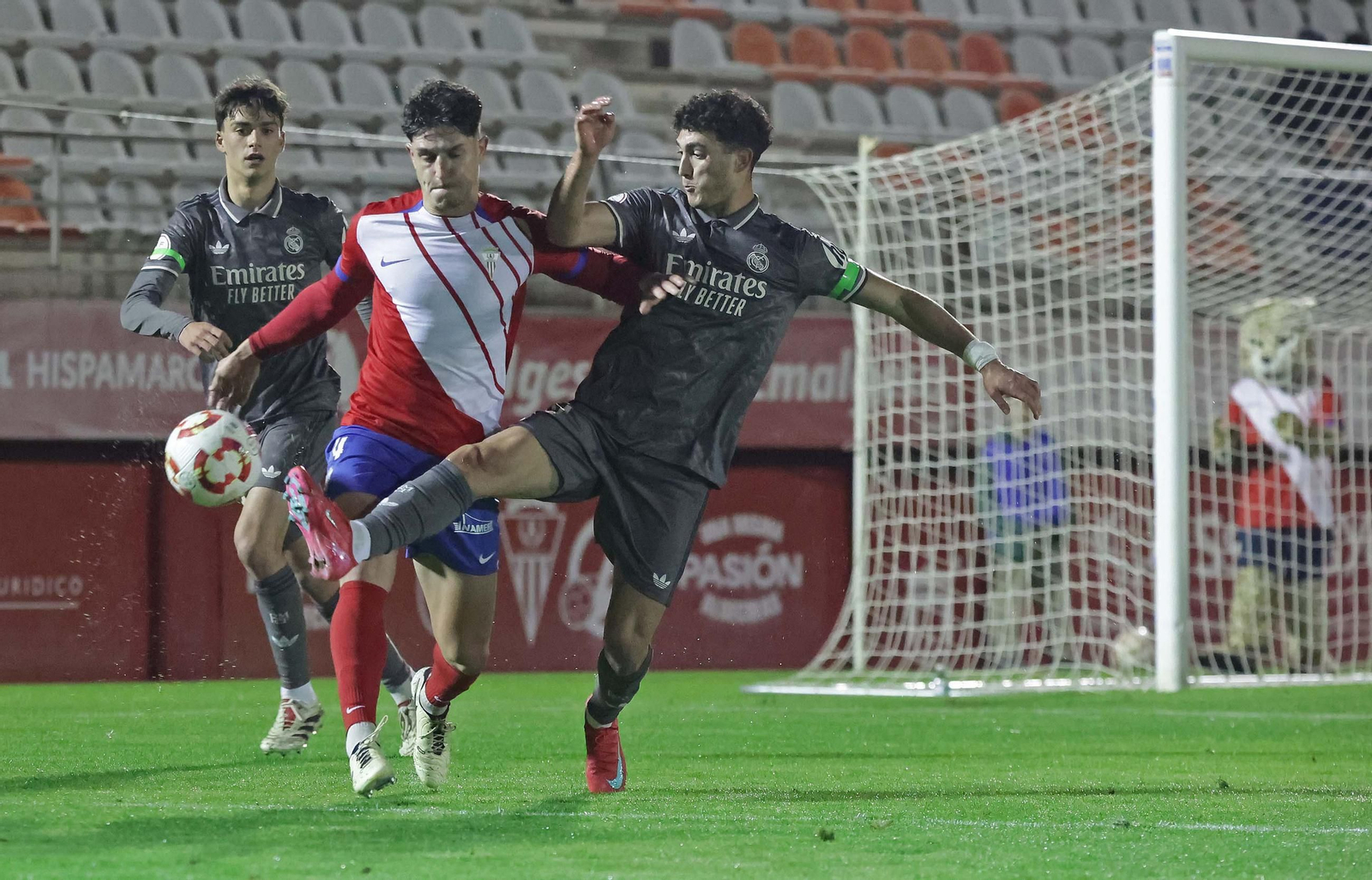 Las mejores fotos del Algeciras - Real Madrid Castilla de Primera Federación