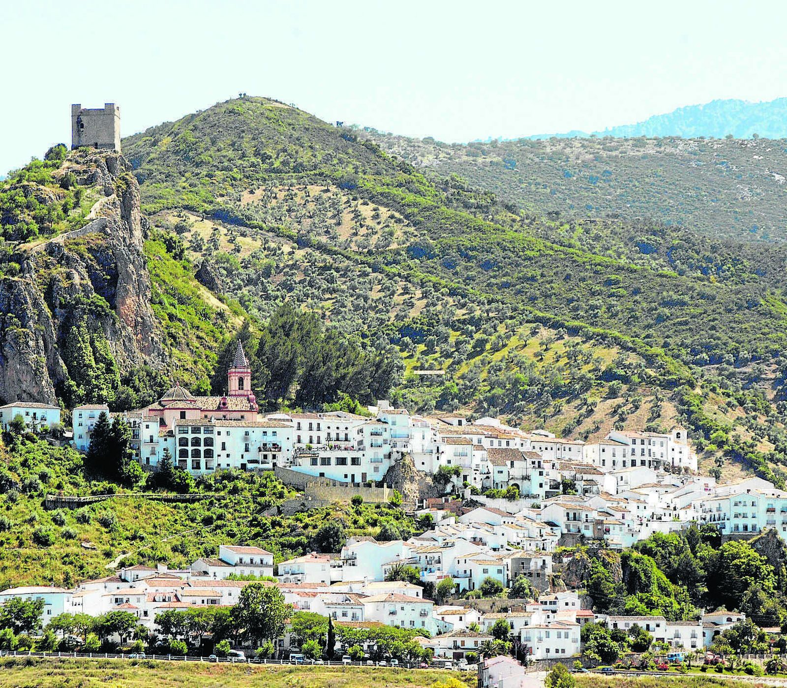 En la imagen, una vista de Zahara de la Sierra, en la provincia de Cádiz.
