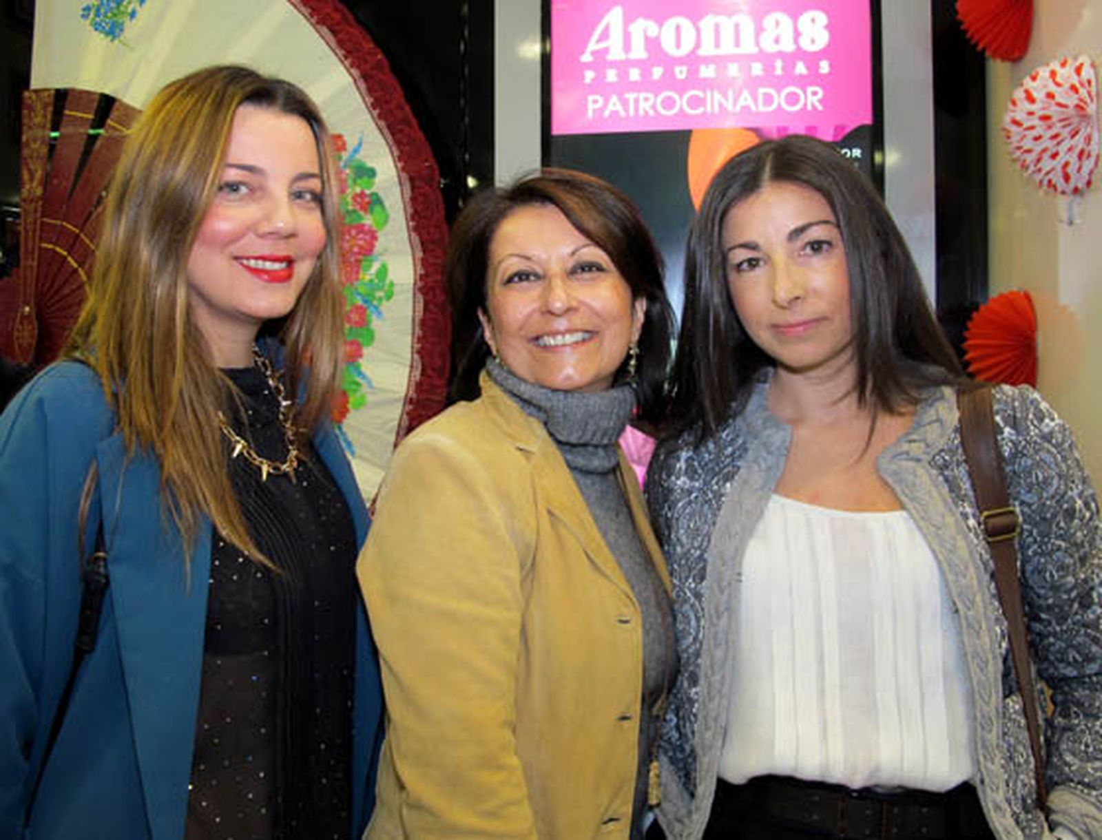 Las blogueras de moda Ana Nievas (Mordiscodemujer), Clara Guzmán (Telademoda) y Esther Parejo (Only1woman). 

Foto: Victoria Ramírez