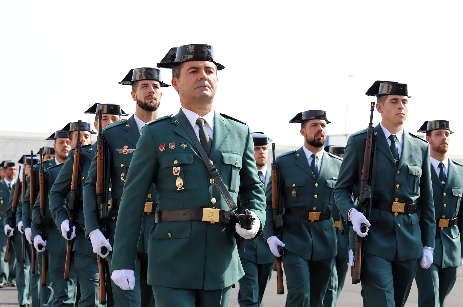 Imágenes de la toma de posesión de Andrés López como coronel jefe de la Comandancia de la Guardia Civil en Huelva