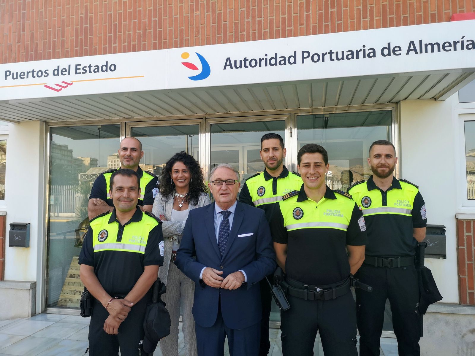 El Puerto refuerza la vigilancia de la OPE con la contratación de cuatro policías portuarios