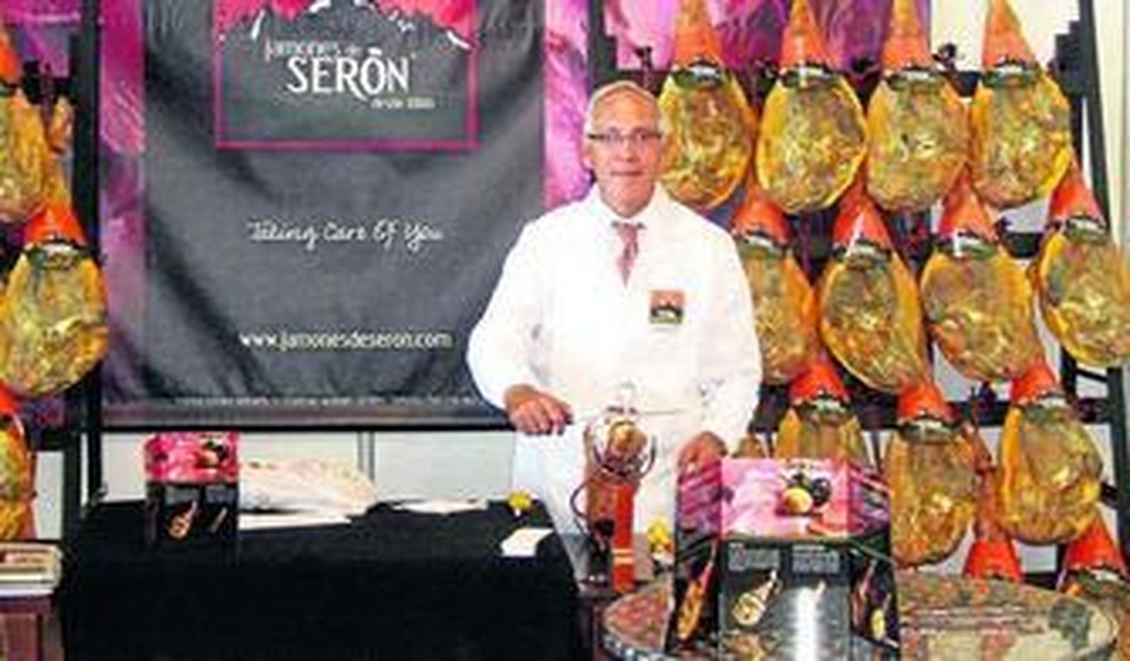 Francisco Martínez trabaja en la empresa familiar desde que tenía 21 años.