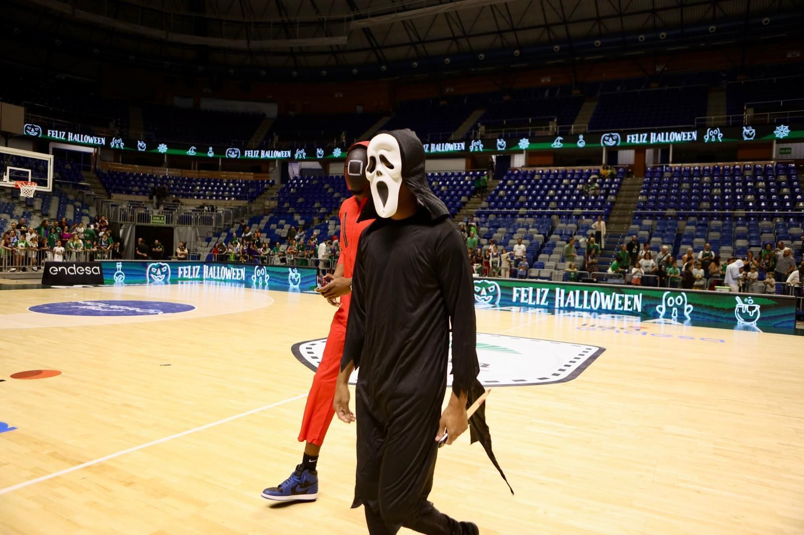 El Halloween del Unicaja, en fotos