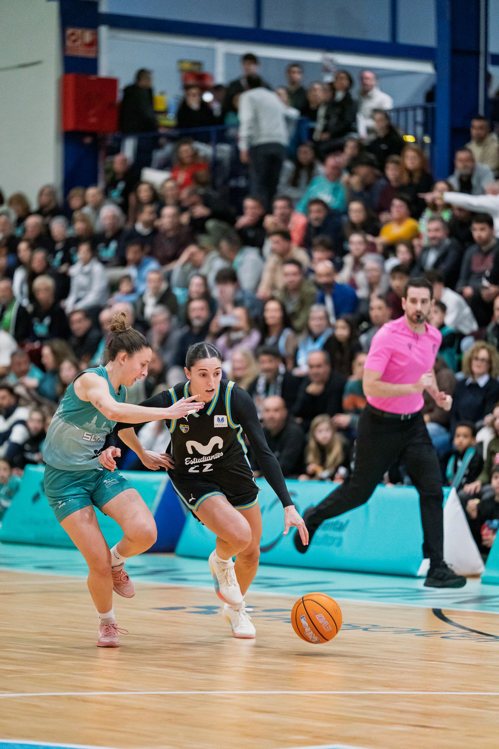 El CAB Estepona se va al parón tras caer ante el Estudiantes (72-80)