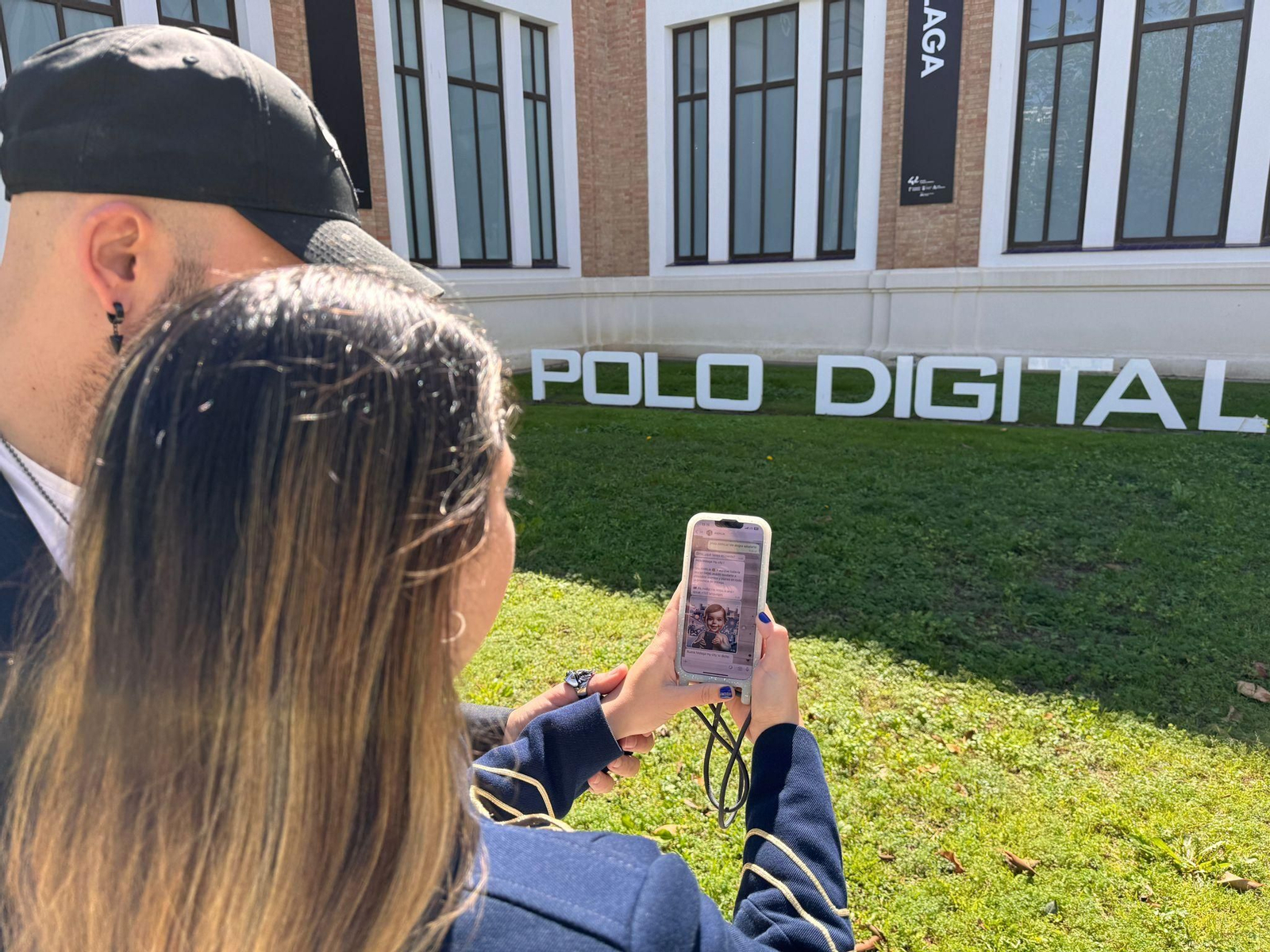 AMALIa ofrece la información de la Feria de Málaga a través de mensajes directos en WhatsApp AMALIa ofrece la información de la Feria de Málaga a través de mensajes directos en WhatsApp
