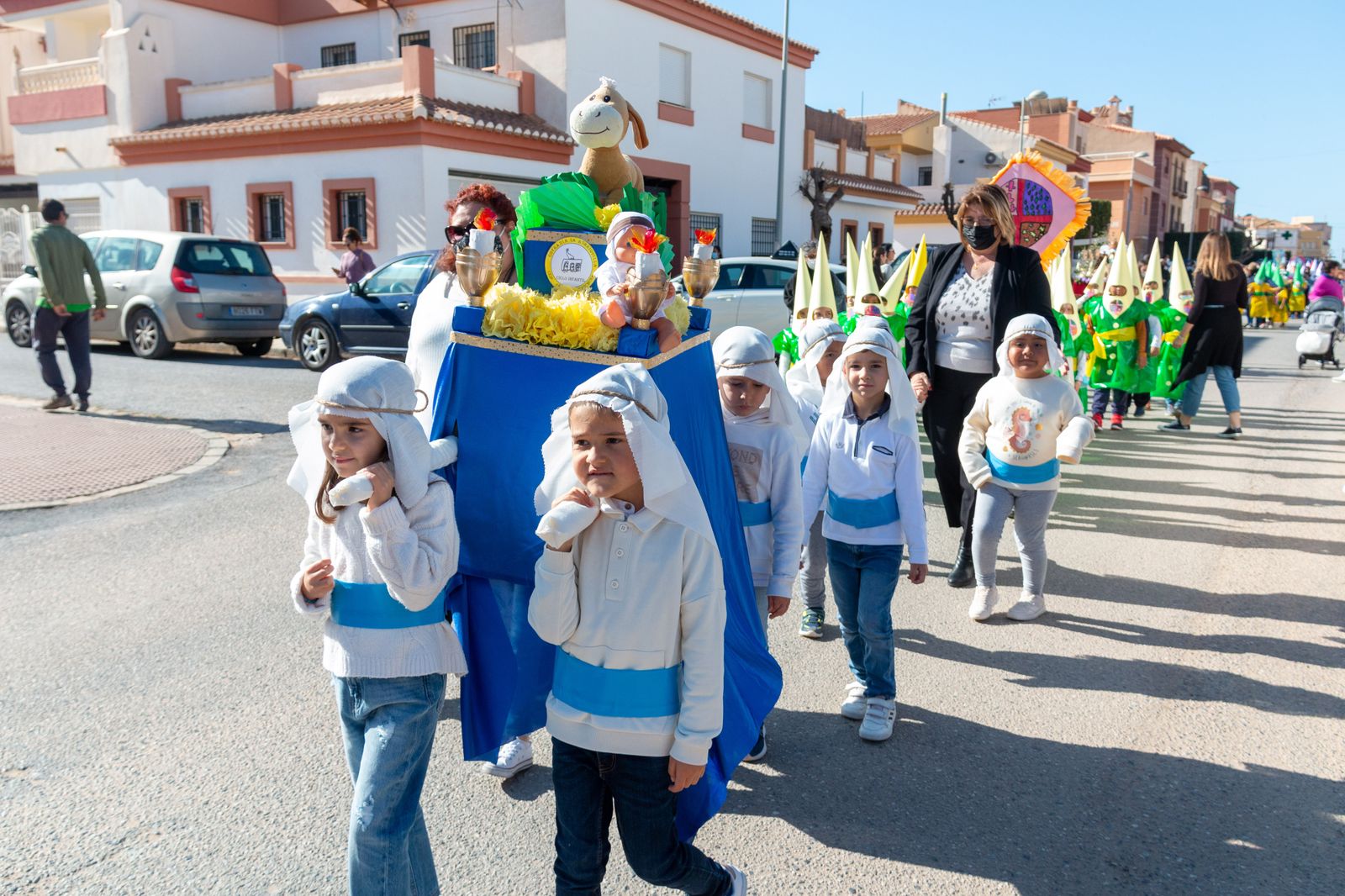 Cerca de 300 alumnos de la Costa celebran un Viernes de Dolores muy especial