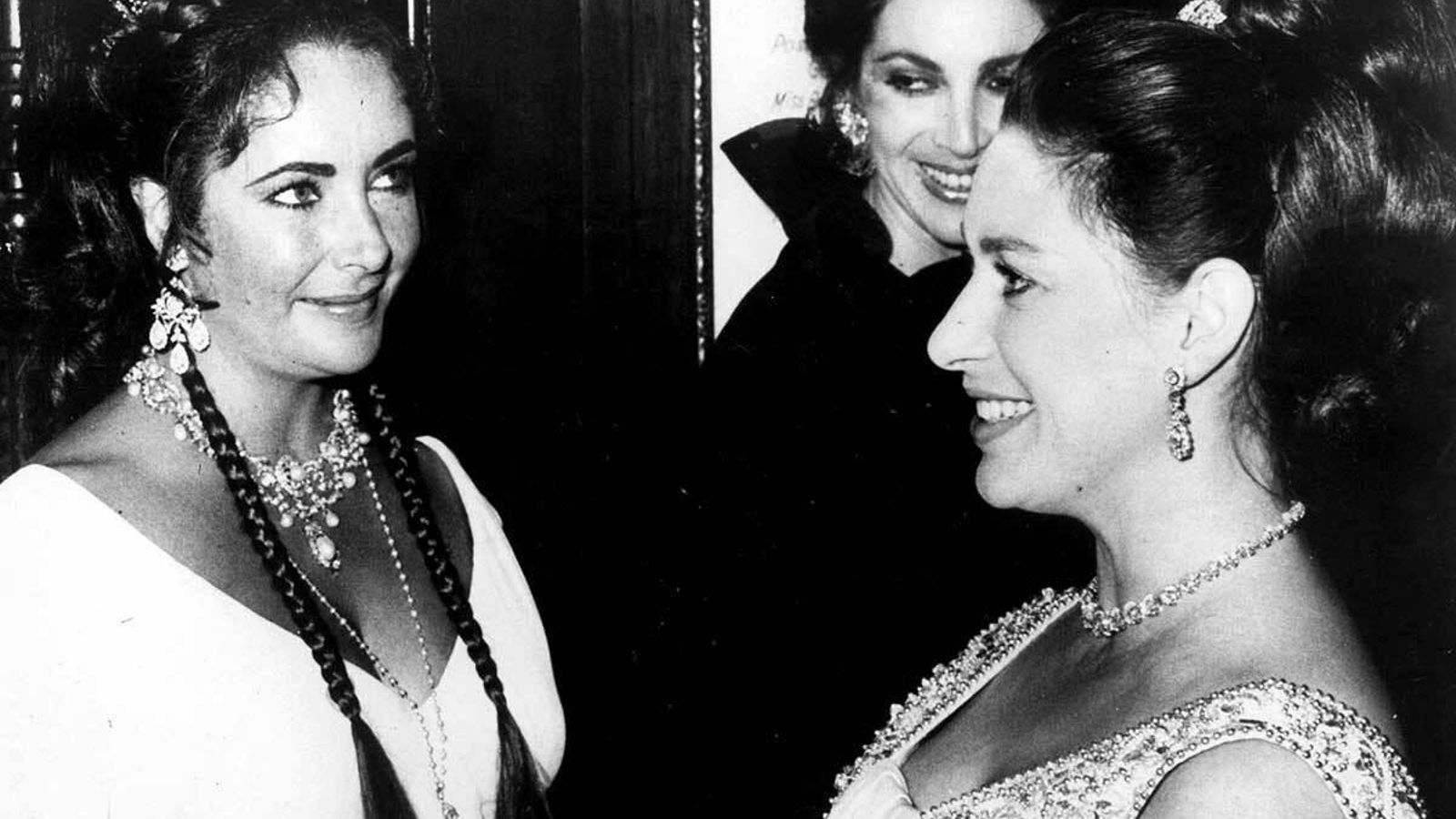 La princesa Margarita, tras conocer a Elizabet Taylor en los 60.