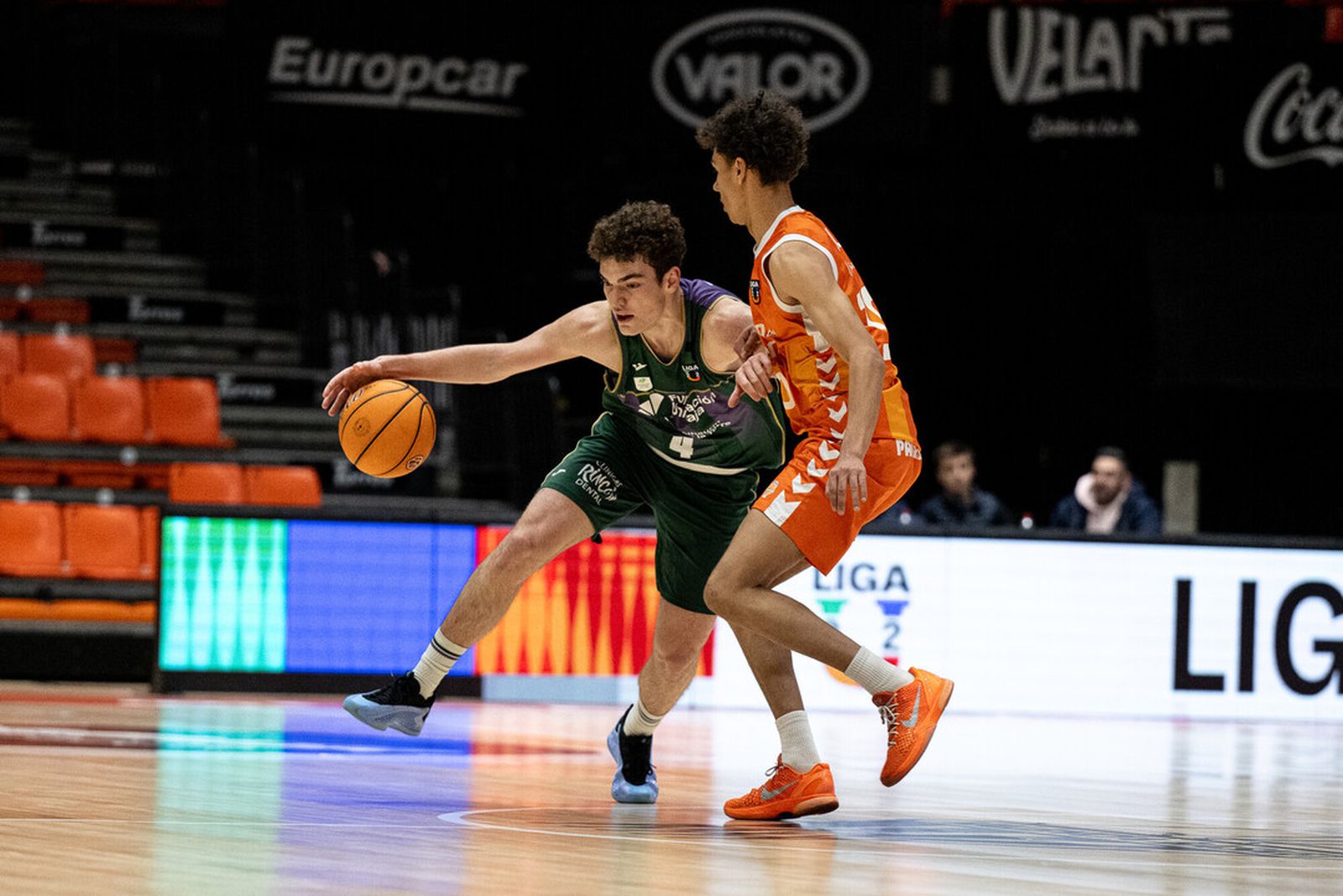 Liga U22: El Unicaja se quedó a un paso en Valencia (78-75)