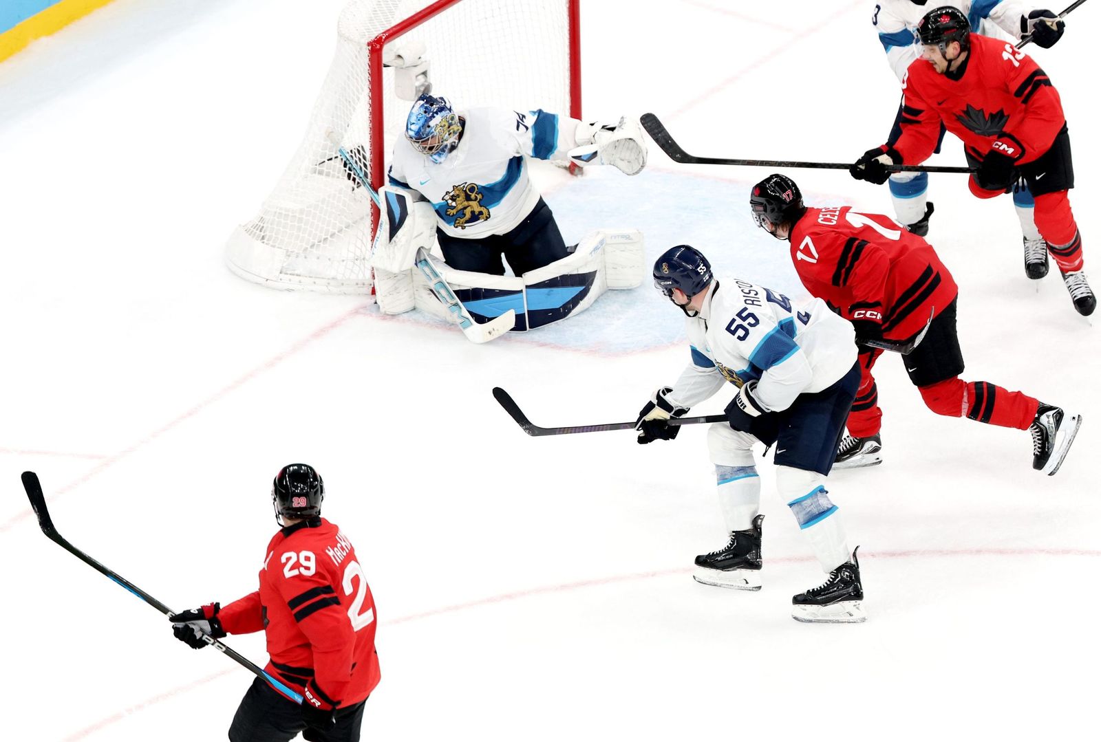 Las mejores fotos de los Juegos Olímpicos de invierno Milán Cortina d'Ampezzo 2026 | Jornada 15