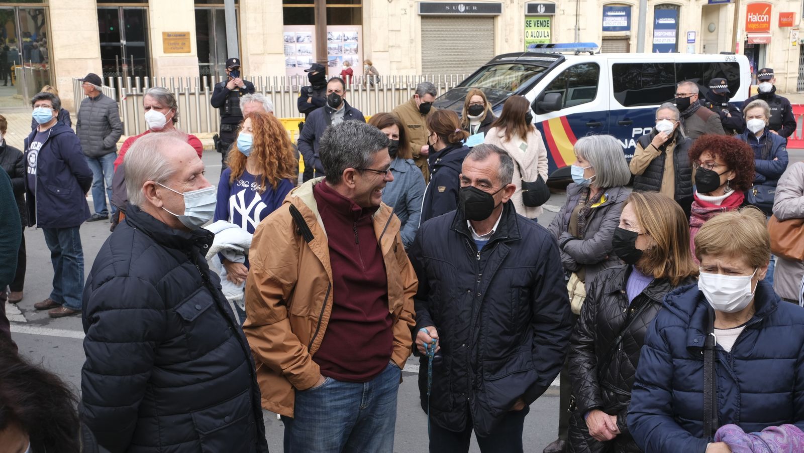 Fotogalería de las protestas contra la invasión rusa en Ucrania. Almería.