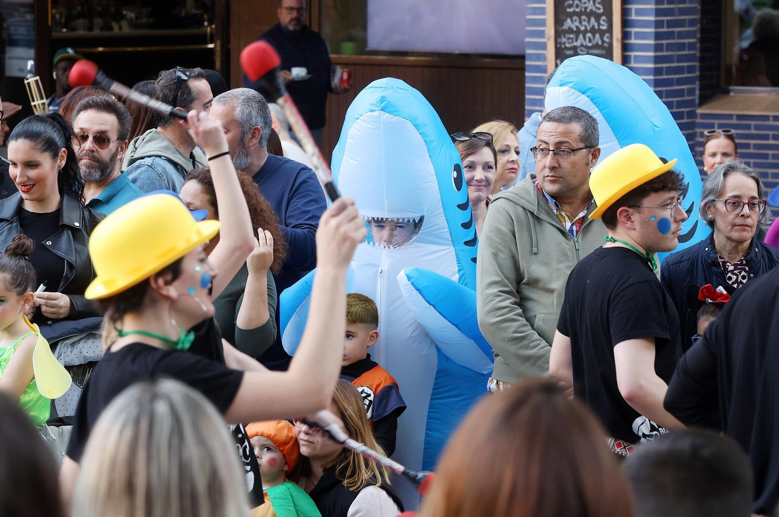 Imágenes de la cabalgata del Carnaval Colombino 2024