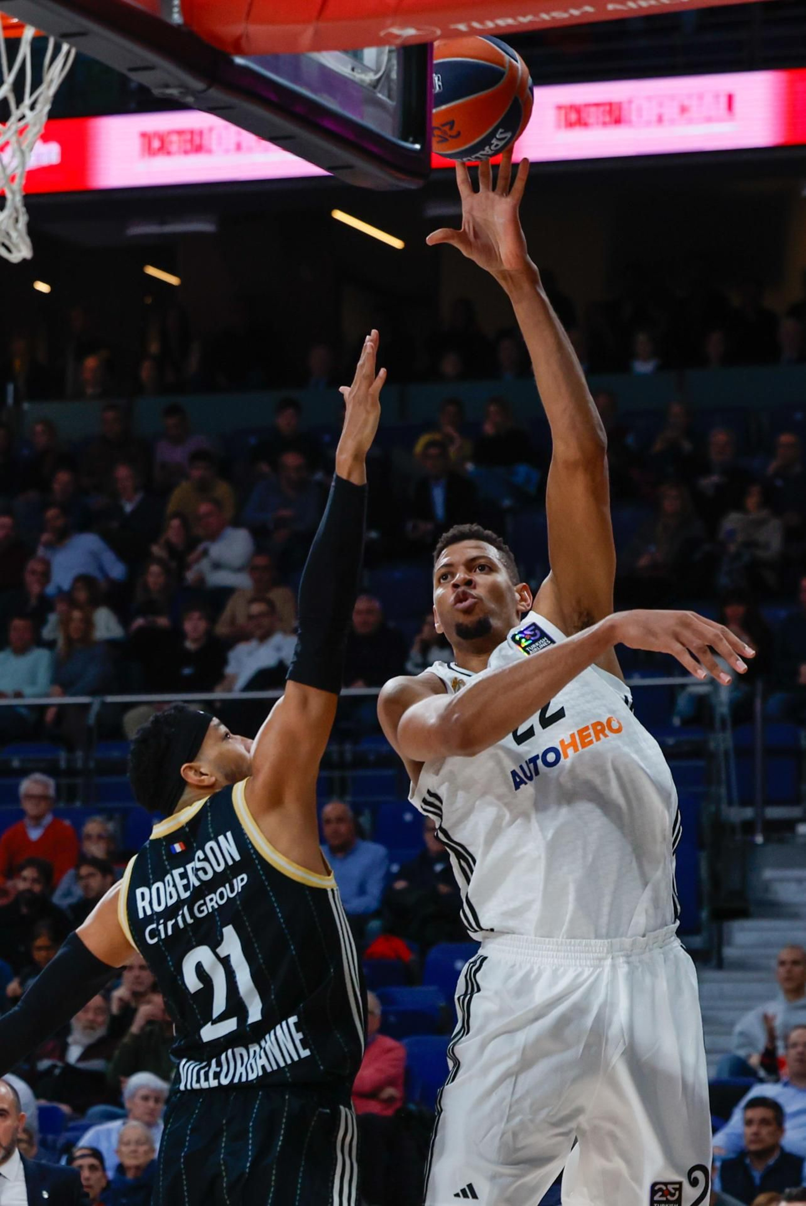 El Madrid cumple expediente en Euroliga antes de ir a Málaga