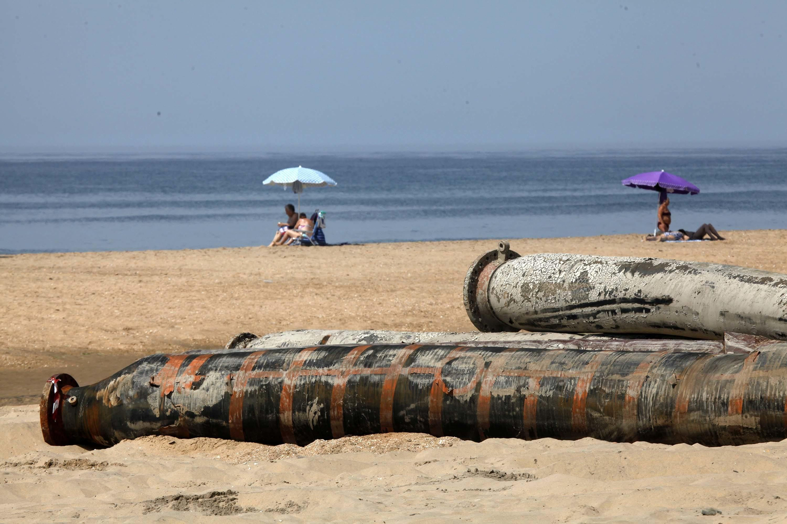 Las imágenes de la recuperación de la playa de La Antilla
