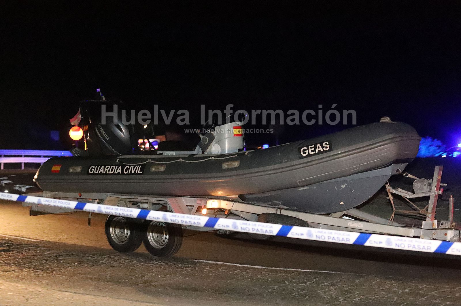 Encuentran los cuerpos de Enrique y Paqui en el acceso al espigón de Huelva, en imágenes