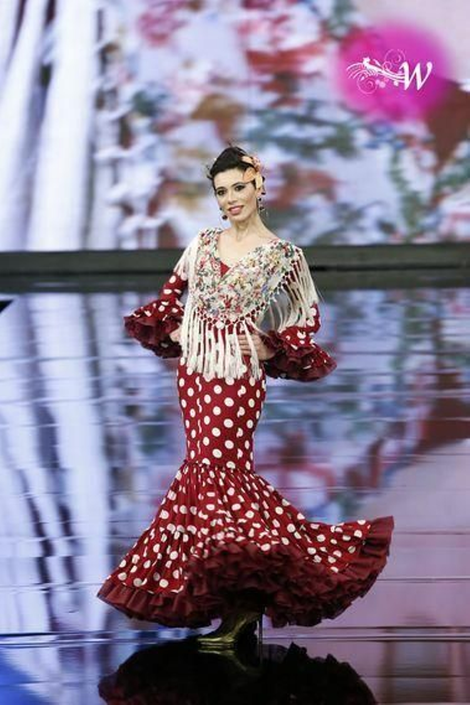 Yolanda Moda Flamenca soprende con 'Firmamento', así es su nueva colección para Simof 2020