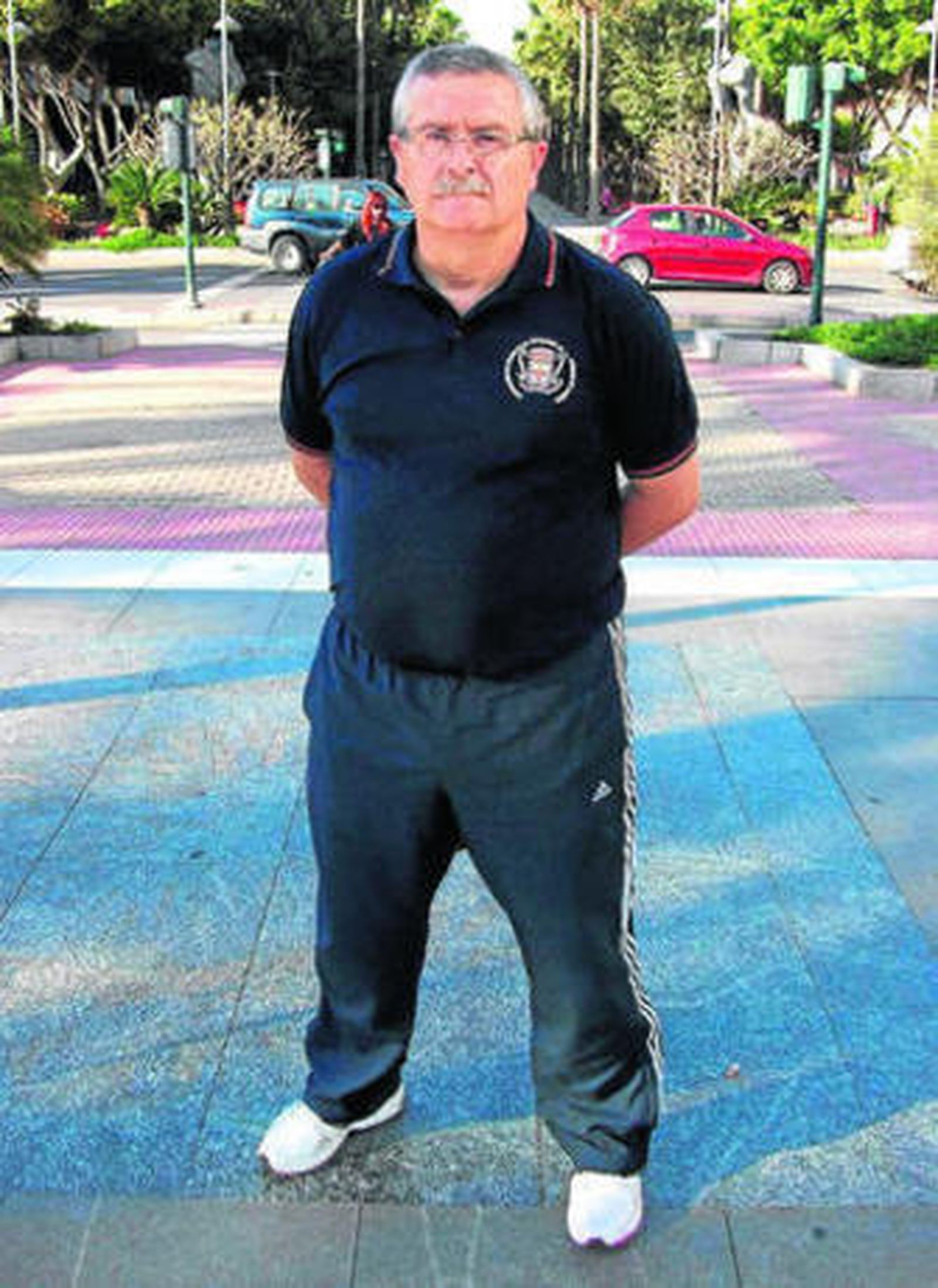 Rafael Malpica posa para Diario de Almería en La Rambla.