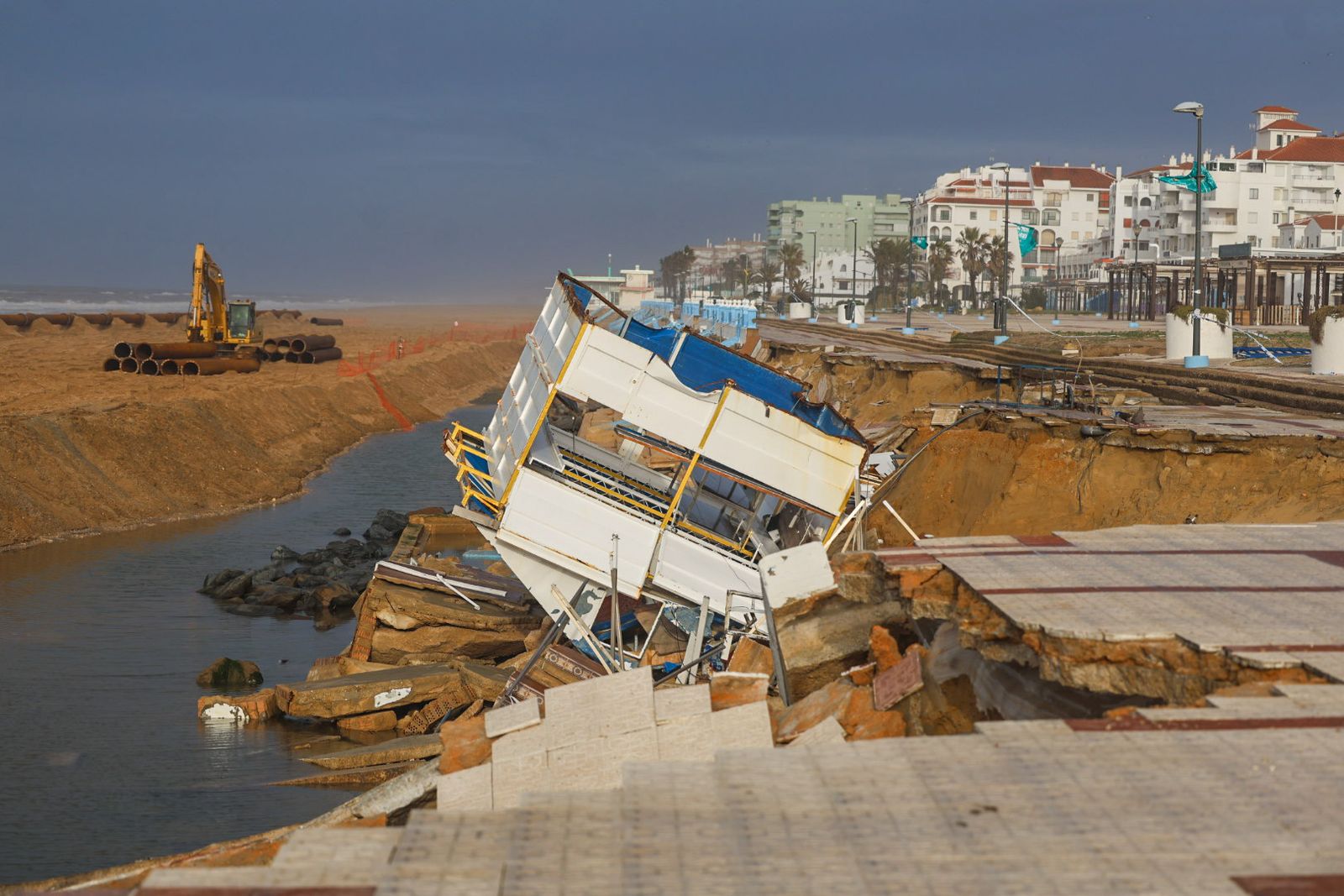 Fotografías de las zonas más perjudicadas de Matalascañas tras los últimos temporales