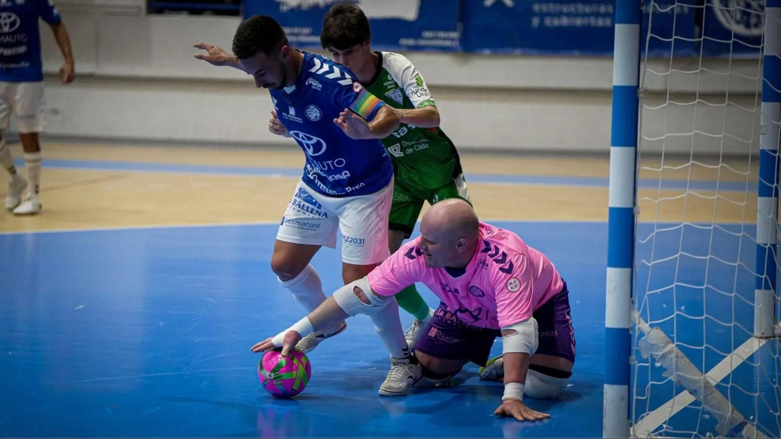 El Xerez Toyota quiere brindar a su afición un buen partido tras el revés ante el colista.