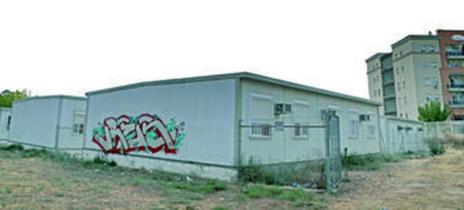 Aulas prefabricadas del instituto Fernando Quiñones.