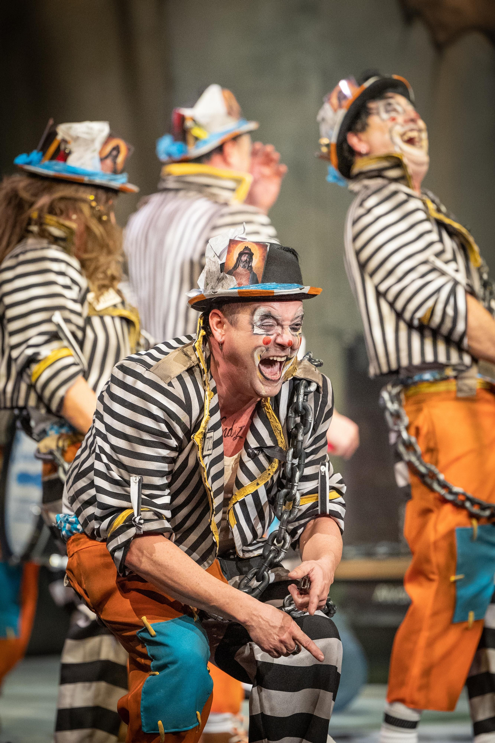 Chirigota 'La callejera invisible'