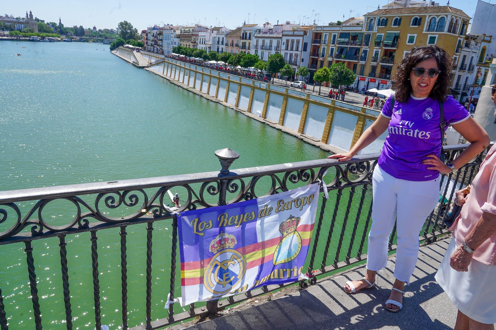 Las fotos de aficionados de Real Madrid y Osasuna el día de la final de Copa en Sevilla