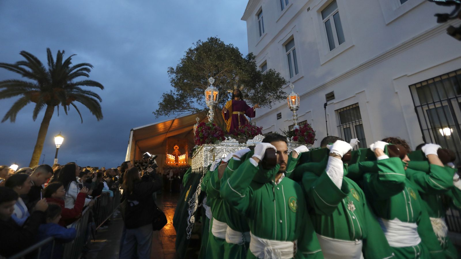 Fotos del Lunes Santo en San Roque: Oración en el Huerto.