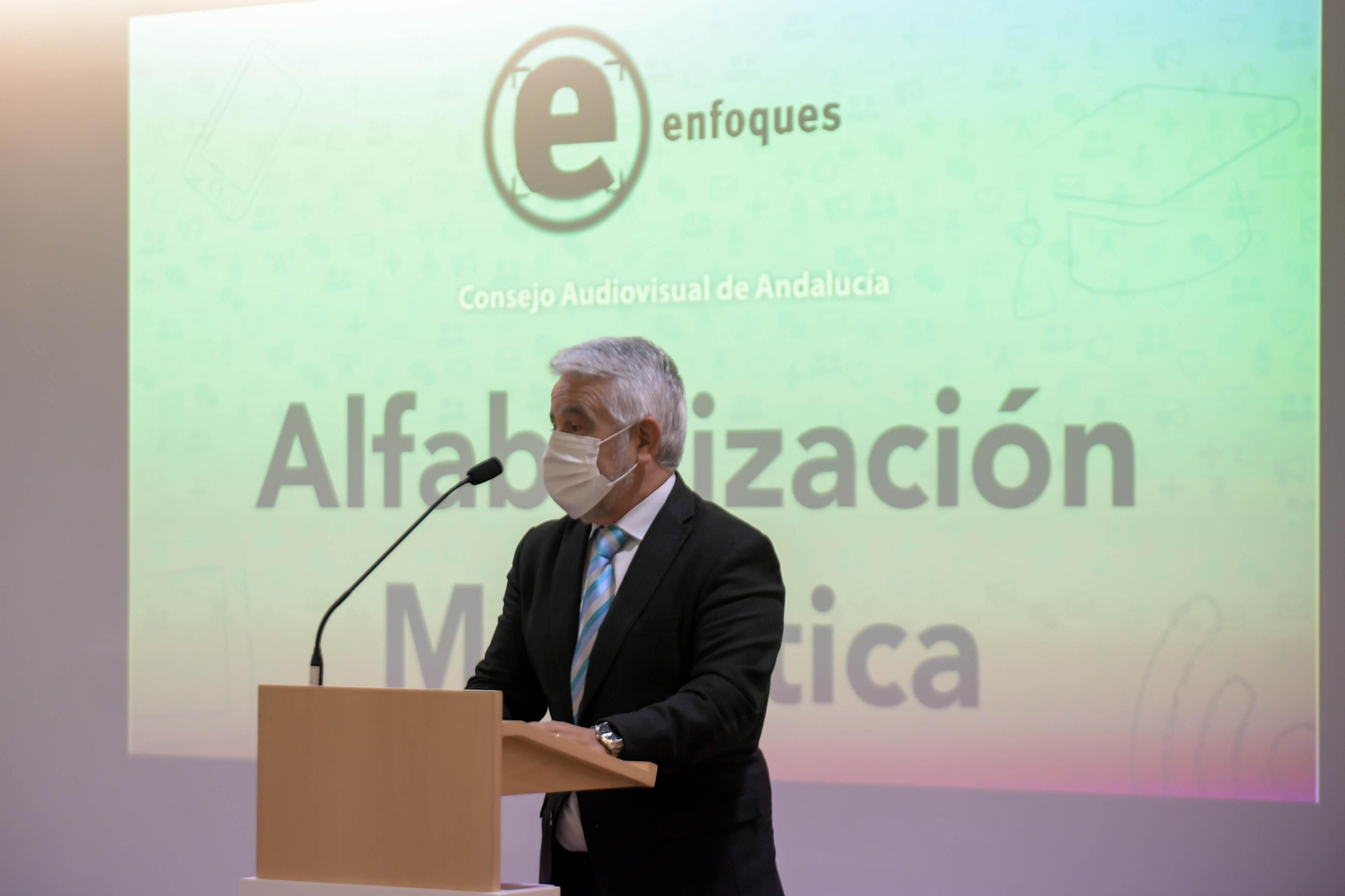 El foro 'Enfoques' sobre alfabetización mediática celebrado en Granada, en imágenes