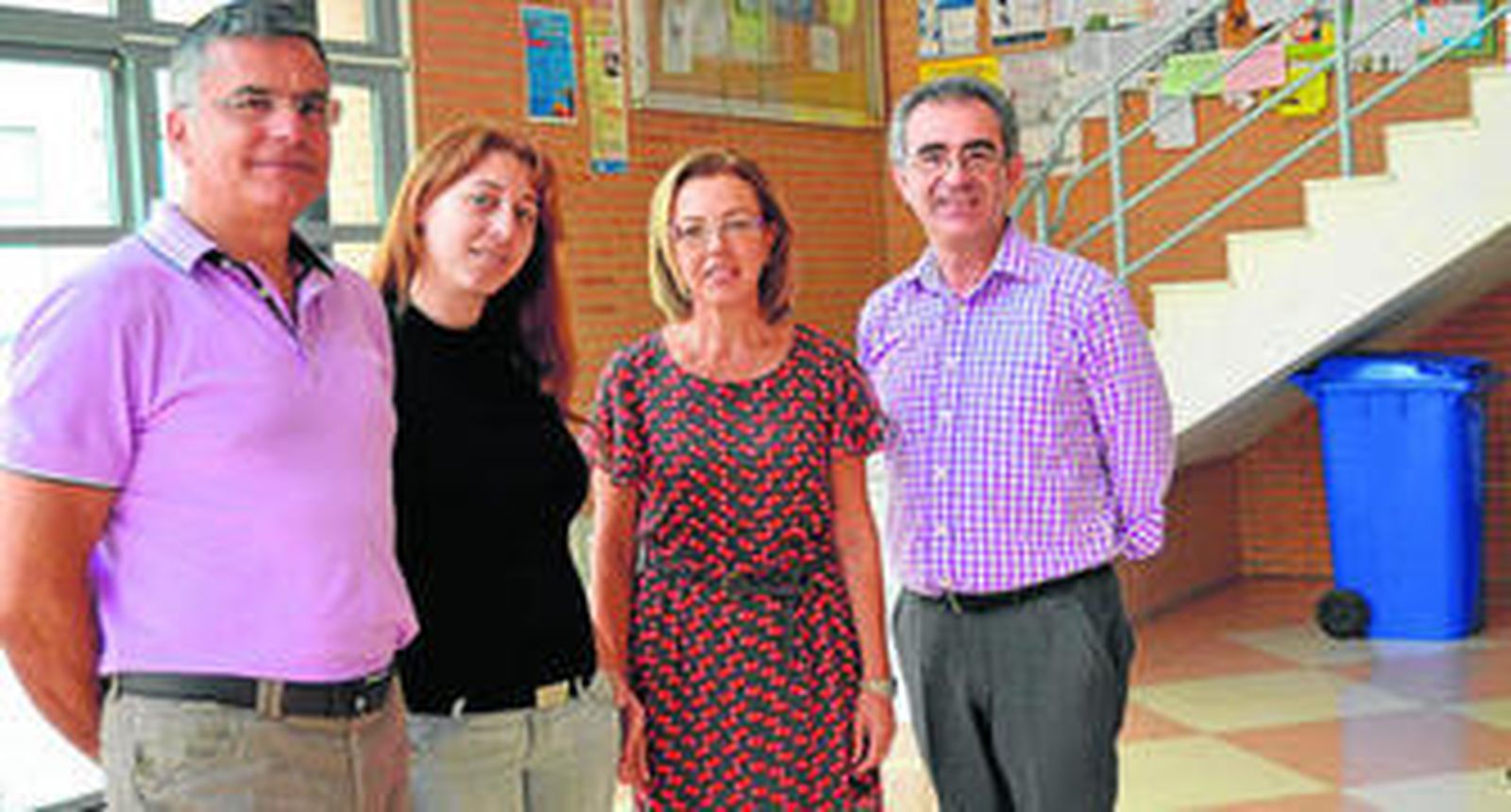 María Francisca Moreno (tercera por la izquierda) junto a otros de sus compañeros.