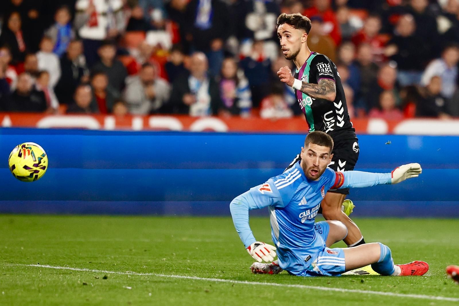 El Granada-Málaga CF, en fotos