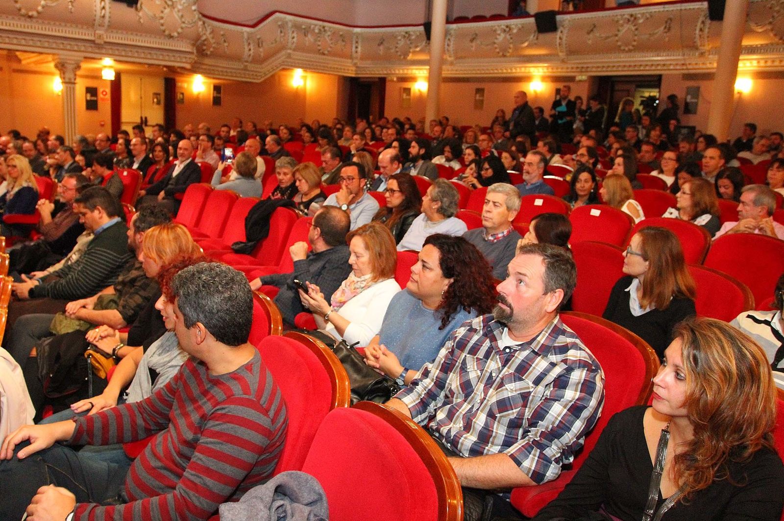 Imágenes de la entrega del premio Ciudad de Huelva a Darío Grandinetti.