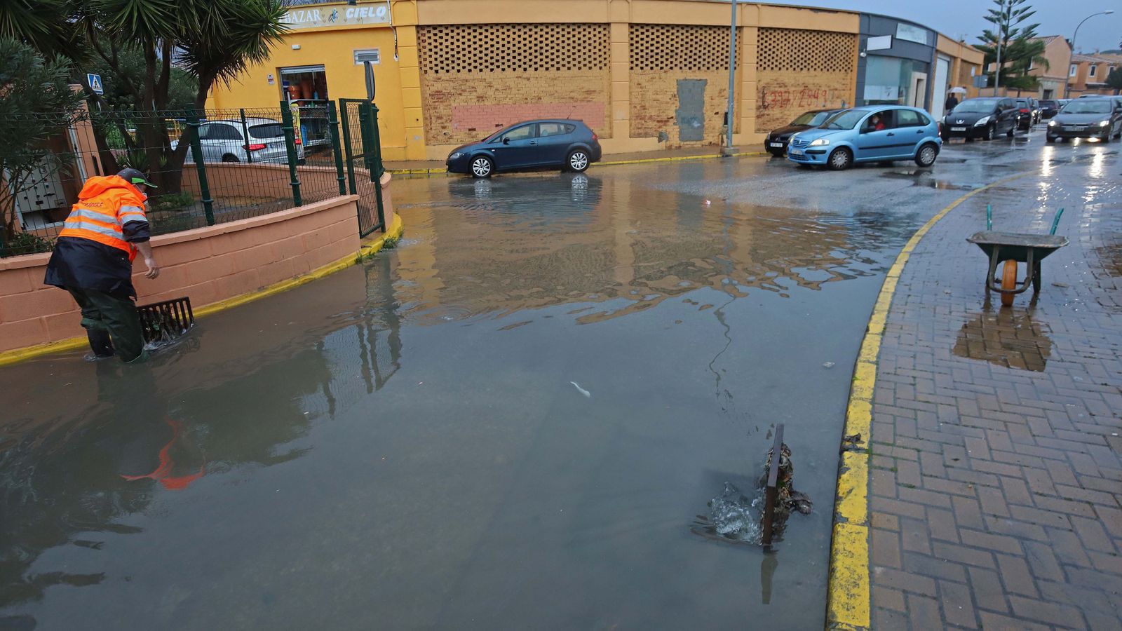 Inundaciones en la urbanización La Aldea